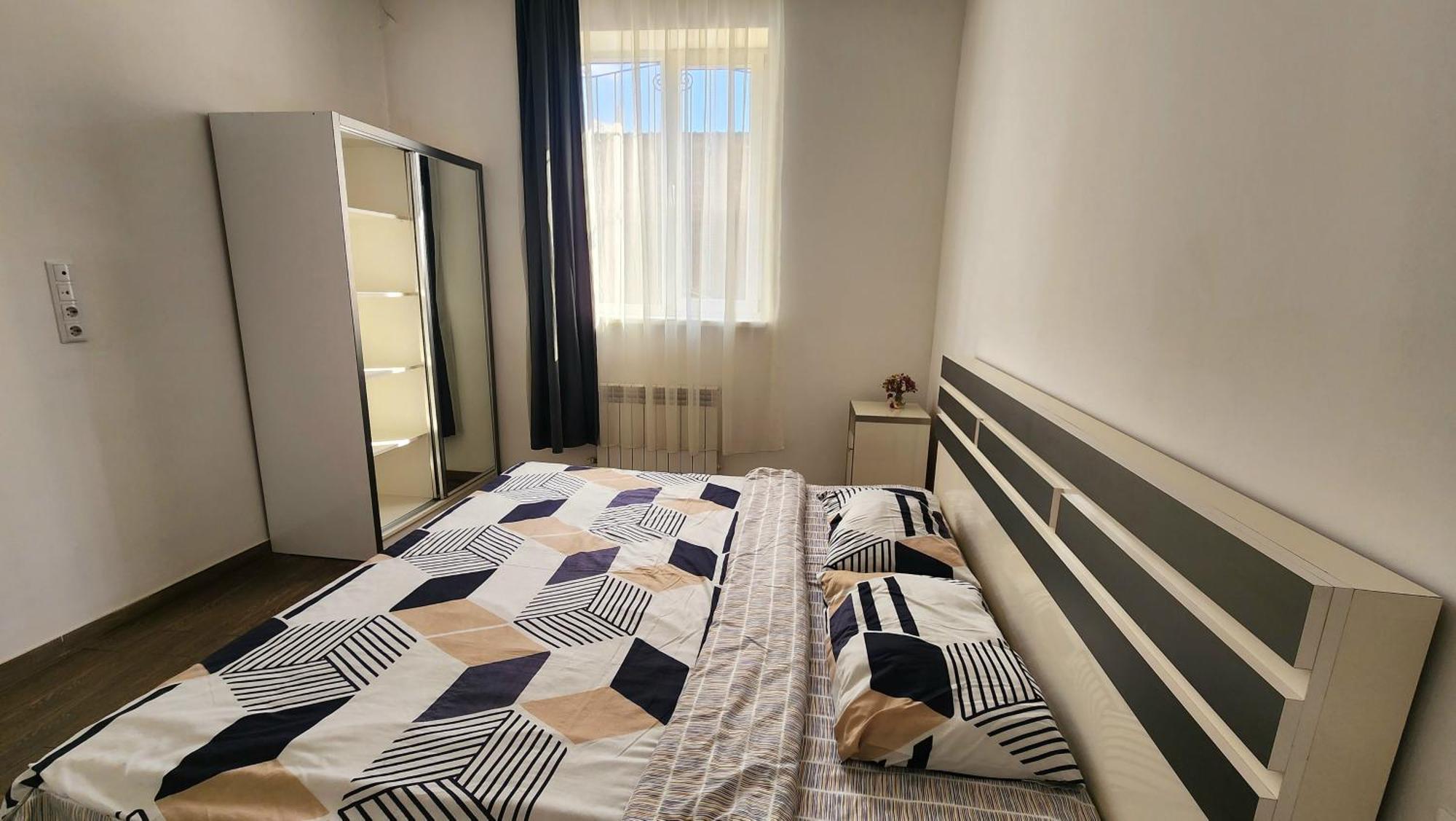 Puzzle Space Hostel Yerevan Exterior photo